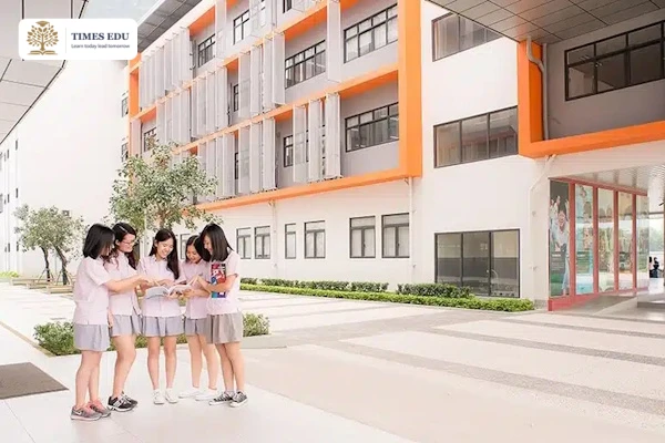 SIS Là Trường Gì? Singapore International School 2026 (Học Phí & Đánh Giá)